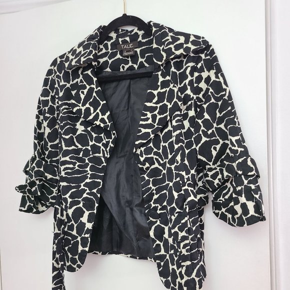 Black and white giraffe print jacket Medium - Picture 1 of 3